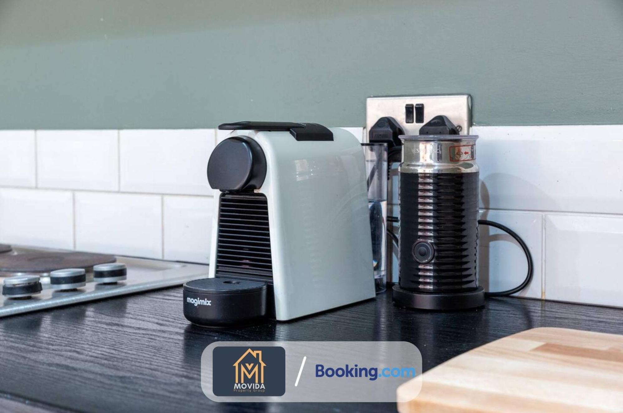Stylish Two Bed Town Centre Apartment By Movida Property Group Short Lets & Serviced Accommodation With Parking Harrogate Exteriör bild